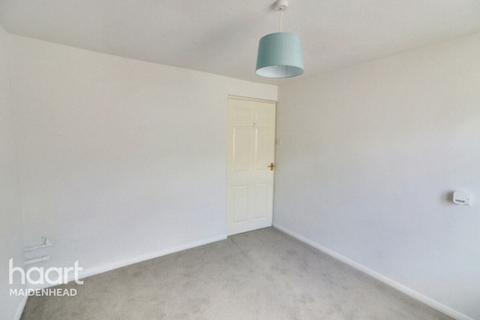 1 bedroom barn conversion for sale, Nine Mile Ride, WOKINGHAM