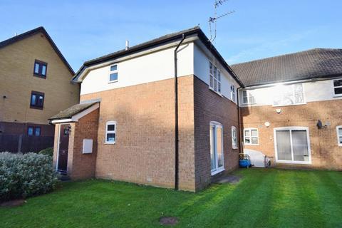 1 bedroom flat for sale, Tanworth Gardens, Pinner, HA5 3TH