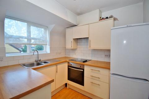 1 bedroom flat for sale, Tanworth Gardens, Pinner, HA5 3TH