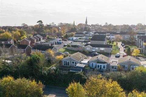 3 bedroom detached bungalow for sale, Parkway, Woodbridge IP13