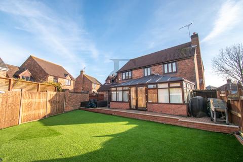 5 bedroom detached house for sale, Foxglove Road, Hamilton, Leicester