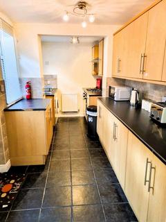 2 bedroom end of terrace house to rent, Coniston Street, Liverpool L5