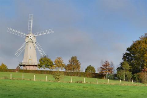 2 bedroom semi-detached house for sale, Rye Road, Sandhurst