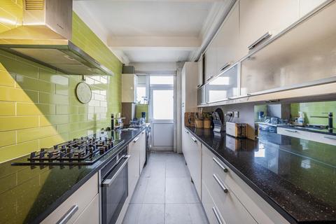 2 bedroom flat for sale, Stockwell Park Walk, Lambeth