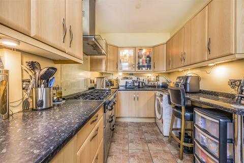 3 bedroom terraced house for sale, Farlington Road, Portsmouth PO2