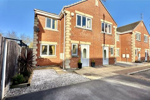 3 bedroom townhouse for sale, St. Thomas Road, Redbrook, Barnsley, S75