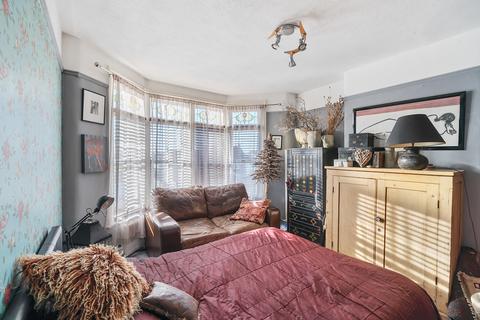 4 bedroom semi-detached house for sale, West Street, Bristol BS30