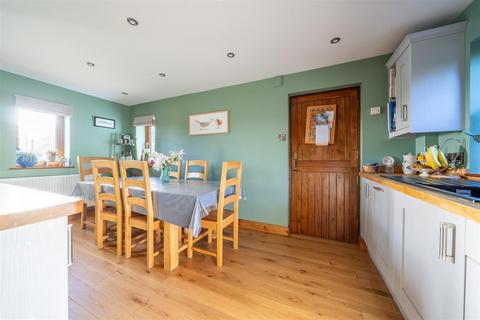 4 bedroom semi-detached house for sale, The Terrace, Stoke St. Milborough, Ludlow