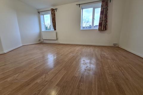 2 bedroom flat to rent, Friern Barnet Lane, London, N20