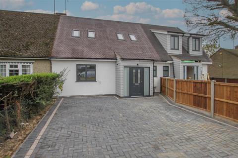 3 bedroom terraced house for sale, Stocks Lane, Kelvedon Hatch, Brentwood