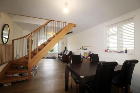 3 bedroom detached house for sale, Calvert Road, High Barnet EN5