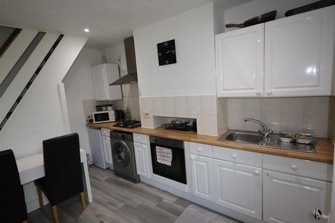 2 bedroom terraced house for sale, New Street, Lydd