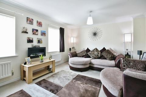 4 bedroom townhouse for sale, Milne Close, Dukinfield