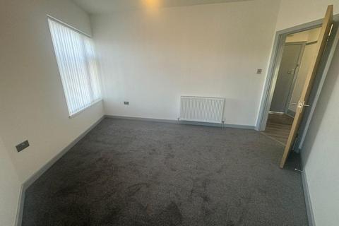 2 bedroom flat to rent, 2b Dillwyn Road,Sketty,Swansea