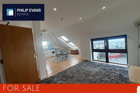 2 bedroom flat for sale, Y Lanfa, Trefechan SY23