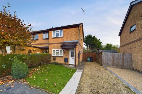 2 bedroom end of terrace house for sale, Severn Oaks, Quedgeley, Gloucester, Gloucestershire, GL2