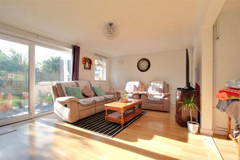 3 bedroom house for sale, Birkdale Road, Worthing