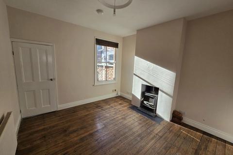 2 bedroom terraced house to rent, Barclay Street, Leicester