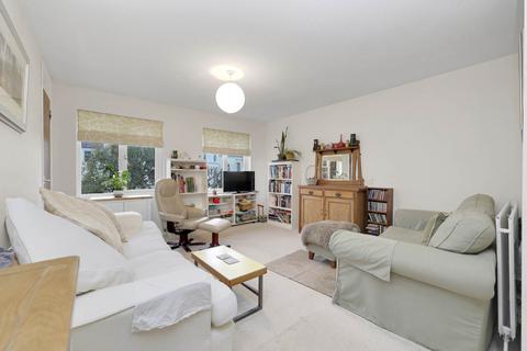 1 bedroom flat for sale, Etloe House, Leyton, E10