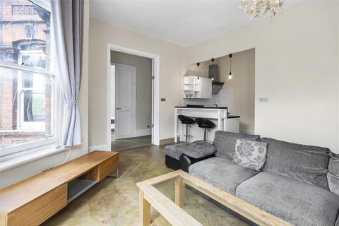 1 bedroom apartment for sale, Greencroft Gardens, South Hampstead NW6