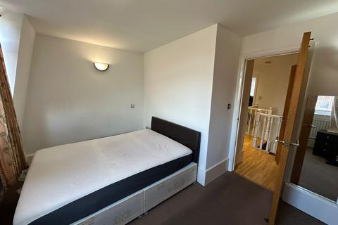 1 bedroom apartment to rent, Clarence Road, London, E5