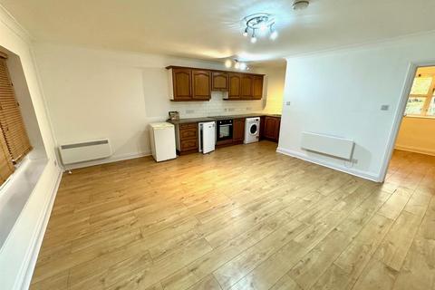 1 bedroom apartment for sale, Castle Walk, Stansted CM24