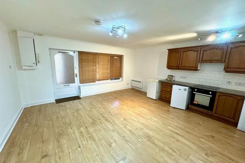 1 bedroom apartment for sale, Castle Walk, Stansted CM24