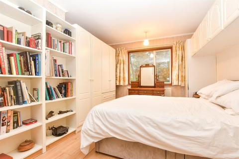 142 Addison Road, Caterham, CR3 5LY