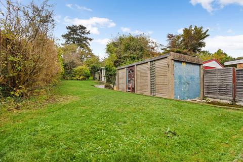 2 bedroom bungalow for sale, Briar Close, Taplow, Buckinghamshire, SL6