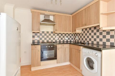 2 bedroom flat for sale, Lockwood Place, Chingford