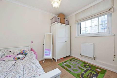 2 bedroom flat to rent, Pilton Place, Elephant and Castle, London, SE17