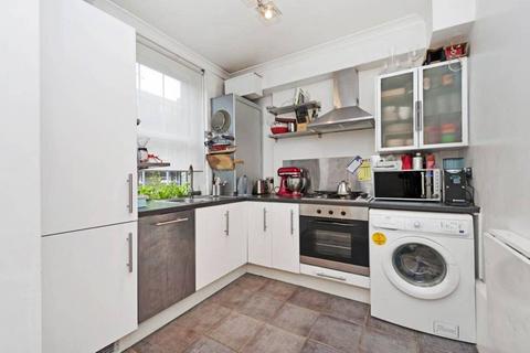 2 bedroom flat to rent, Pilton Place, Elephant and Castle, London, SE17