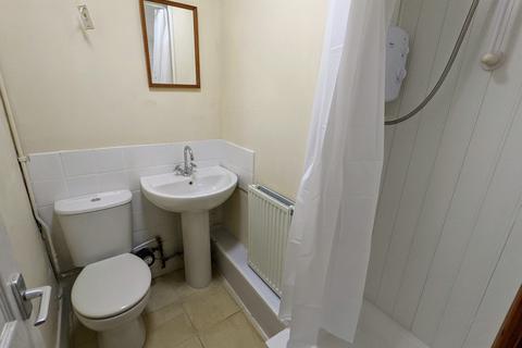 1 bedroom flat to rent, Carmarthen Street, Llandeilo, Carmarthenshire