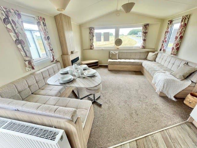 Broadland Sands   Willerby  Etchingham  For Sale