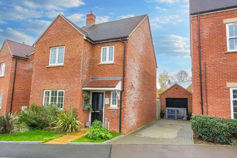 3 bedroom detached house for sale, Chacombe Crescent, Banbury