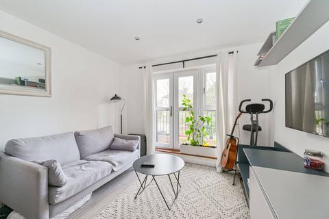 1 bedroom flat for sale, Worcester Close, Crystal Palace, London, SE20