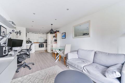 1 bedroom flat for sale, Worcester Close, Crystal Palace, London, SE20