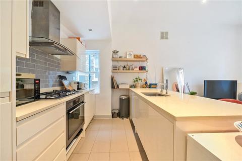 2 bedroom apartment for sale, Alexandra Drive, London