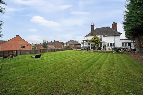 5 bedroom detached house for sale, Leesons Hill, Orpington