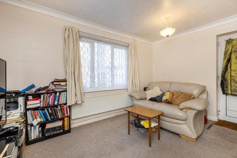 1 bedroom end of terrace house for sale, Fulham Close, CRAWLEY, West Sussex, RH11