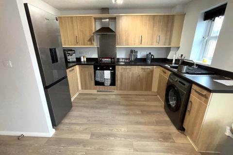 35 The Fairways, Royton, Oldham, OL2 6GD