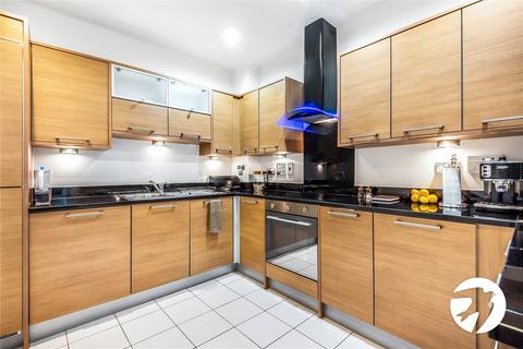 2 bedroom flat for sale, Kingfisher Meadow, Maidstone, Kent, ME16