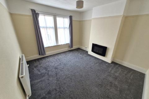 1 bedroom flat to rent, Longton Road, Blackpool, FY1