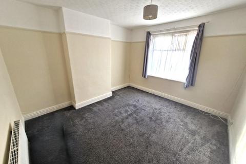 1 bedroom flat to rent, Longton Road, Blackpool, FY1