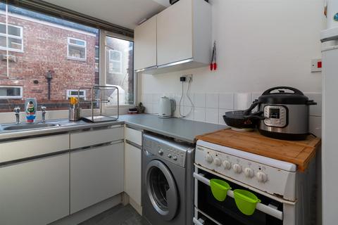 1 Foljambe Terrace, Nottingham, NG3 1GX