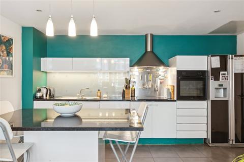 2 bedroom apartment for sale, Queenstown Road, London, SW11