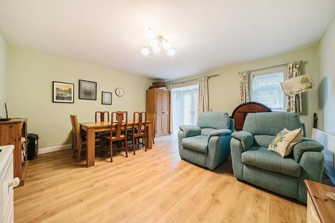 2 bedroom maisonette for sale, Midhurst Road, Liphook, Hampshire, GU30