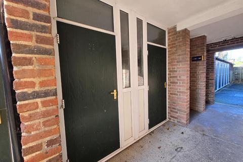 81 Denmark Gardens, Carshalton, SM5 2JN