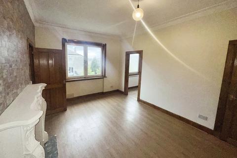 3 bedroom flat for sale, Glasgow G52