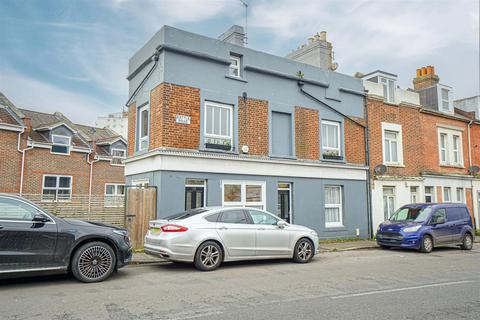 2 bedroom maisonette for sale, Battle Road, St. Leonards-On-Sea